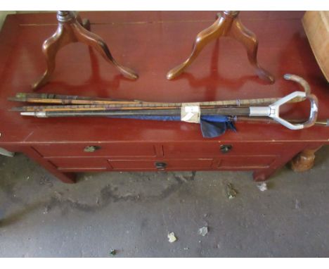 COLLECTION OF VARIOUS VINTAGE WALKING STICKS