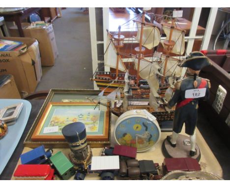 TRAY CONTAINING TWO MODEL SHIPS, PICTURES, MODEL CARS AND SMITH’S VINTAGE CLOCK ETC