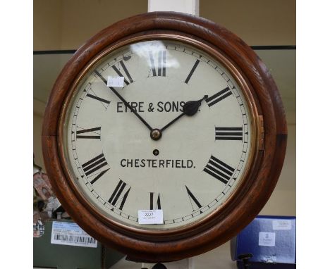 19th century round wall clock Eyre &amp; Sons Ltd Chesterfield fusée movement, Roman numerals, oak case
