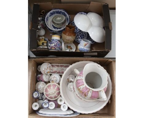 A Victorian washing stand set, pink and cream fluted bodies with gilt floral decoration to include: wash basin, commode, jug,
