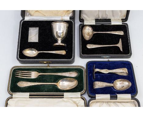 A collection of silver to include: 1. Christening knife and fork, by Mappin & Webb, Sheffield, 1926, cased2. Child's pusher a