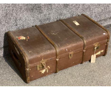 Vintage twin handled trunk, in brown