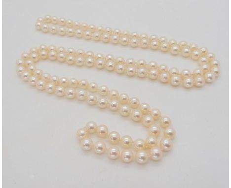 An opera length of cultured pearls, each pearl approx 6mm, approx total length 89cm, weight 44.4gms Condition Report:Availabl