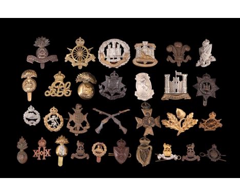 A small quantity of British army cap, collar and qualification badges etc