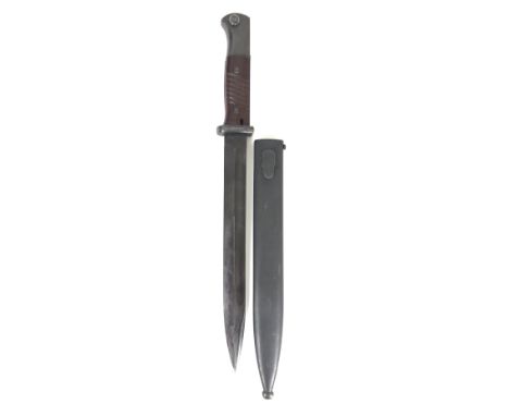 German Third Reich 1943 Matching Numbered K98 Bayonet. A very good clean example of the K98 Bayonet, the blade with maker's d