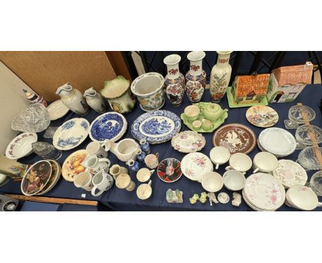 A Royal Winton bachelors set together with pottery bowls, part tea sets, sundae dishes etc 