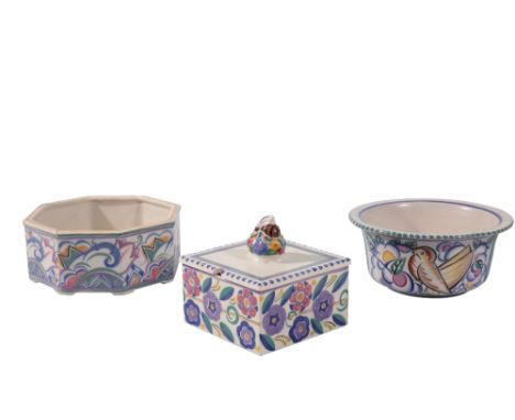 POOLE POTTERY: A CARTER STABLER ADAMS 'TRADITIONAL' BOWL, circular form, shape no. 470, decorated in the ZV pattern, designed