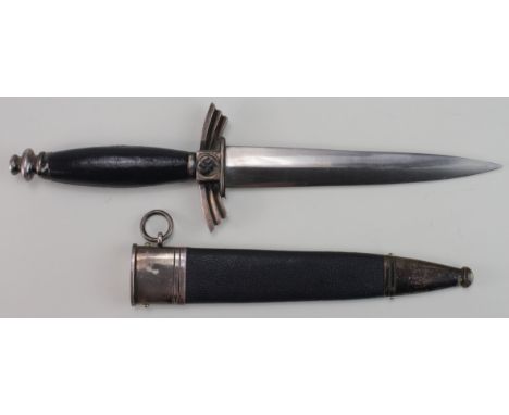 German DLV early 1st pattern Luftwaffe Dagger with scabbard, blade maker marked 'E.P. &amp; S. Solinger'.