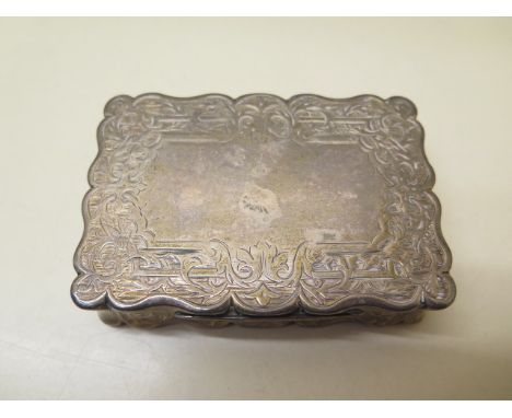 A silver snuff box, 8.5cm wide, Birmingham 1871/72, maker FM, approx 4.9 troy oz in good condition, no engraving 