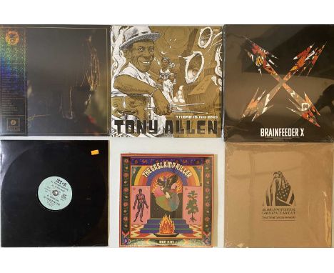 HIP HOP/ BEATS - LPs/ 12". A quality selection of 21 hip hop/ beats LPs/ 12", all in exceptional Ex+/ Like New/ Sealed condit