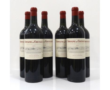 DOMAINE DE CHEVALIER 2007 VINTAGESix bottles of Domaine de Chevalier 2007 Vintage, Pessac-Leognan, Grand Cru Classe de Graves