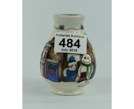 Moorcroft Christmas Morning vase height 9.5cm 