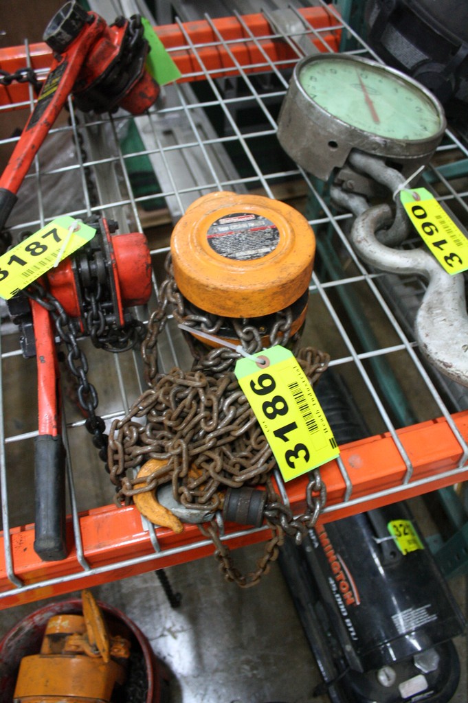 Haulmaster 1/4 Ton Lever Manual Chain Hoist