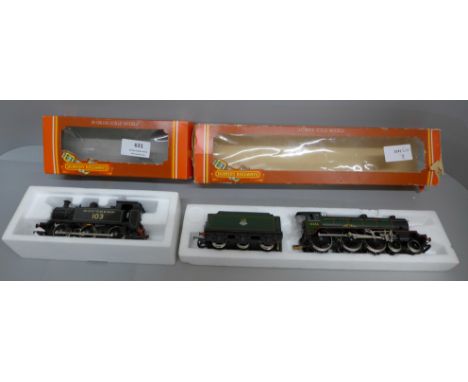 A Hornby model locomotive and tender, Leeds United, box a/f and R157 SR E2 loco, black livery, boxed 
