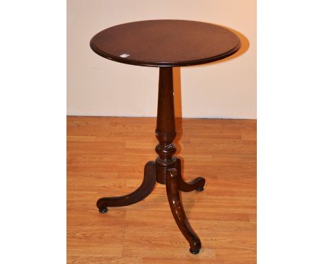 A Victorian mahogany tripod table, 76cm high x 56cm wide