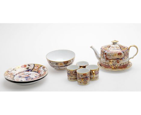 
	
		A John Rose Coalport Japan pattern part tea service, unmarked, 31 pieces;  and a Royal Crown Derby sugar box and cover (