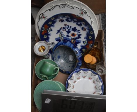 A Royal Doulton part tea service in green speckle glaze (8 pieces), a a studio pottery vase having blue glaze, a vintage ambe