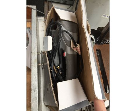 A Performance Power PSS180 1/3 sheet sander  