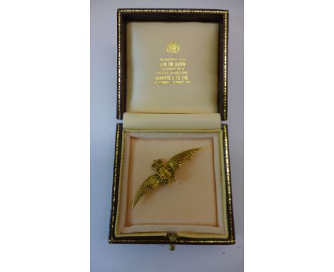 A hallmarked 9ct yelloow gold and enamel RAF sweetheart brooch 5.5cm long, approx 5.8gs, in good condition 