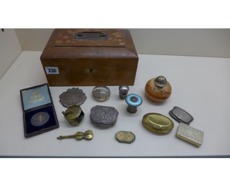 Collection of curios small boxes, a violin shaped pull and strike lighter 