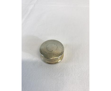 Chester silver pill box by Cornelius Desormeaux Saunders & James Francis Hollings Shepherd, dated 1906