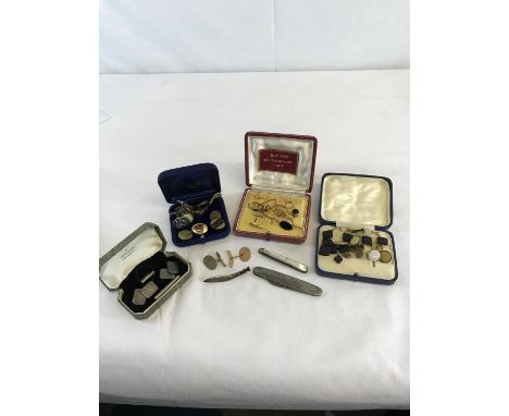 A Collection of cuff links to include 9ct cuffs, silver cuffs & silver brooch etc 