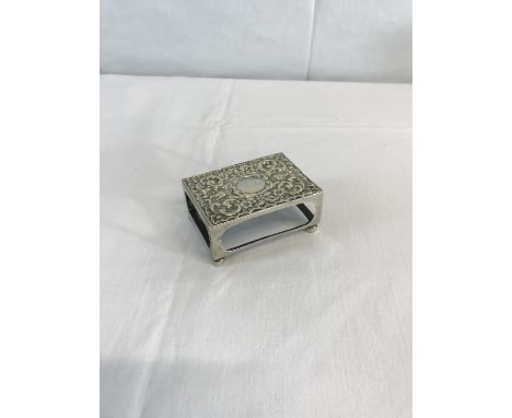 Birmingham silver ornate matchbox holder by Henry Matthews, dated 1906