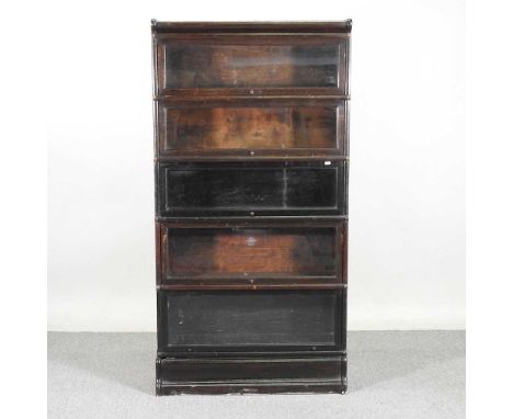 An early 20th century Globe Wernicke five tier glazed sectional bookcase87w x 31d x 169h cm