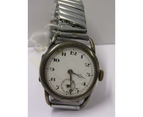 VINTAGE SILVER CASED GENTLEMAN'S WRIST WATCH on expanding metal bracelet, working intermittently 