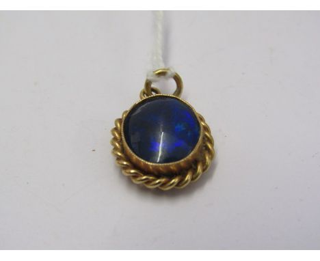 18ct YELLOW GOLD BLACK OPAL PENDANT 