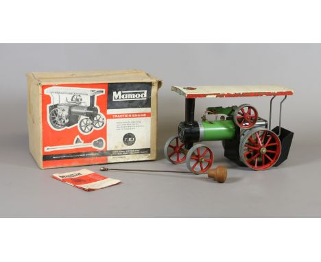 A vintage boxed Mamod T.E ! traction engine.