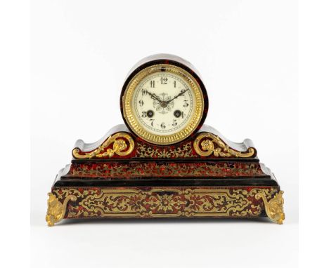A&nbsp;mantle clock, Boulle mounted with gilt bronze. Napoleon 3, 19th C.&nbsp;Condition report: - Restorations to the boulle