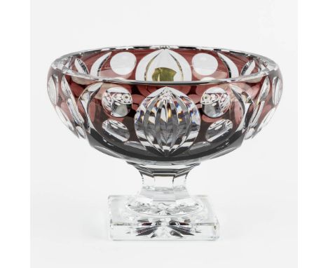 Val Saint Lambert, model 1925, a large crystal bowl.&nbsp;Marked 3/75.&nbsp;Dimensions: (H:22,5 x D:31 cm)