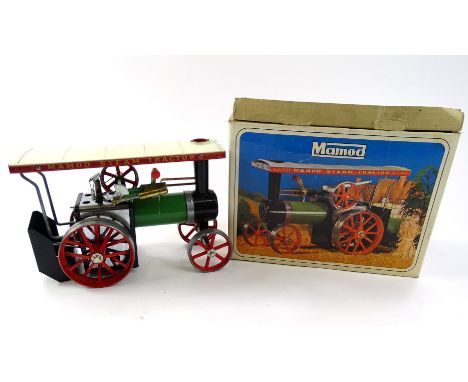 A mid 20thC Mamod steam tractor, 26cm wide. (boxed)