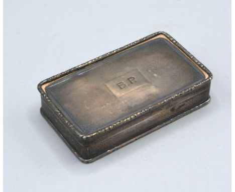 A Birmingham Silver Rectangular Snuff Box with engine turned decoration, 4 x 7 cms 