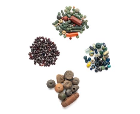 AN EXTENSIVE MISCELLANEOUS COLLECTION OF BEADS, MOSTLY HIMALAYAS AND SOUTH-EAST ASIA, CIRCA 5TH CENTURY AND LATER, most of pi