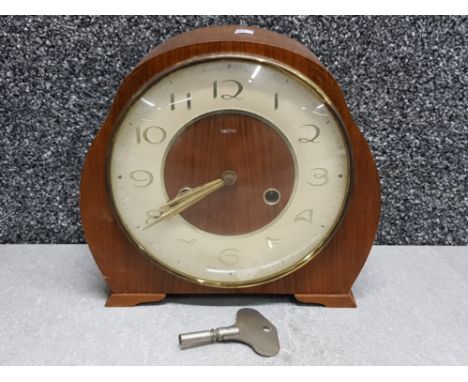 Vintage mahogany Smiths mantle clock with pendulum &amp; key