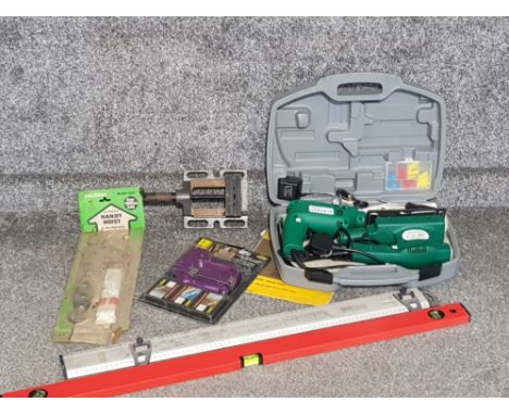 Job lot of misc tools to include a 2 peice set impact drill and sander , staple gun , bench vice etc