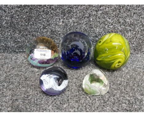 5 art glass paperweights to include caithness overseer 412/750