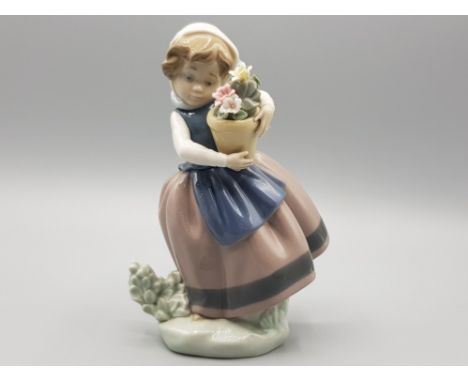 Lladro figure 5223 spring is here
