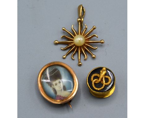 A Regency yellow metal small brooch with portrait miniature together with a yellow metal dress stud and a 9ct gold pendant 