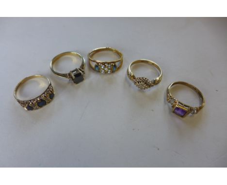 Five 9ct gold dress rings, approx total 10 grams, one ring cut, some wear to others 