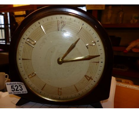 SMITHS MILITARY BAKELITE MANTEL CLOCK. Smiths vintage bakelite military mantel clock with crows foot, H ~ 19cm