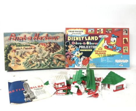 No Reserve - Vintage toys: Betta Bilda Airfix set, Paint a Harbour boxed and Disneyland Give a show projector