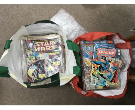 Large collection of vintage comic books including Eagle, Star Wars,