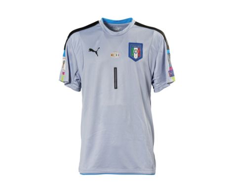 Gianluigi Buffon - Nazionale Italiana di Calcio  - 2017  Maglia gara Puma, a maniche corte, taglia XL. Sul fronte: stemma del