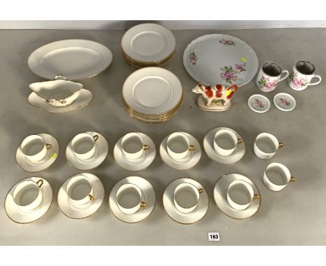 Limoges France tea/dinner service comprising 12 plates, 2 cups, 10 saucers (1 chipped), sauceboat on stand &amp; oval serving