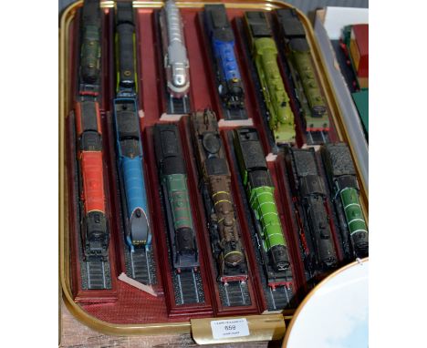 TRAY WITH VARIOUS TRAIN ENGINE DISPLAYS    